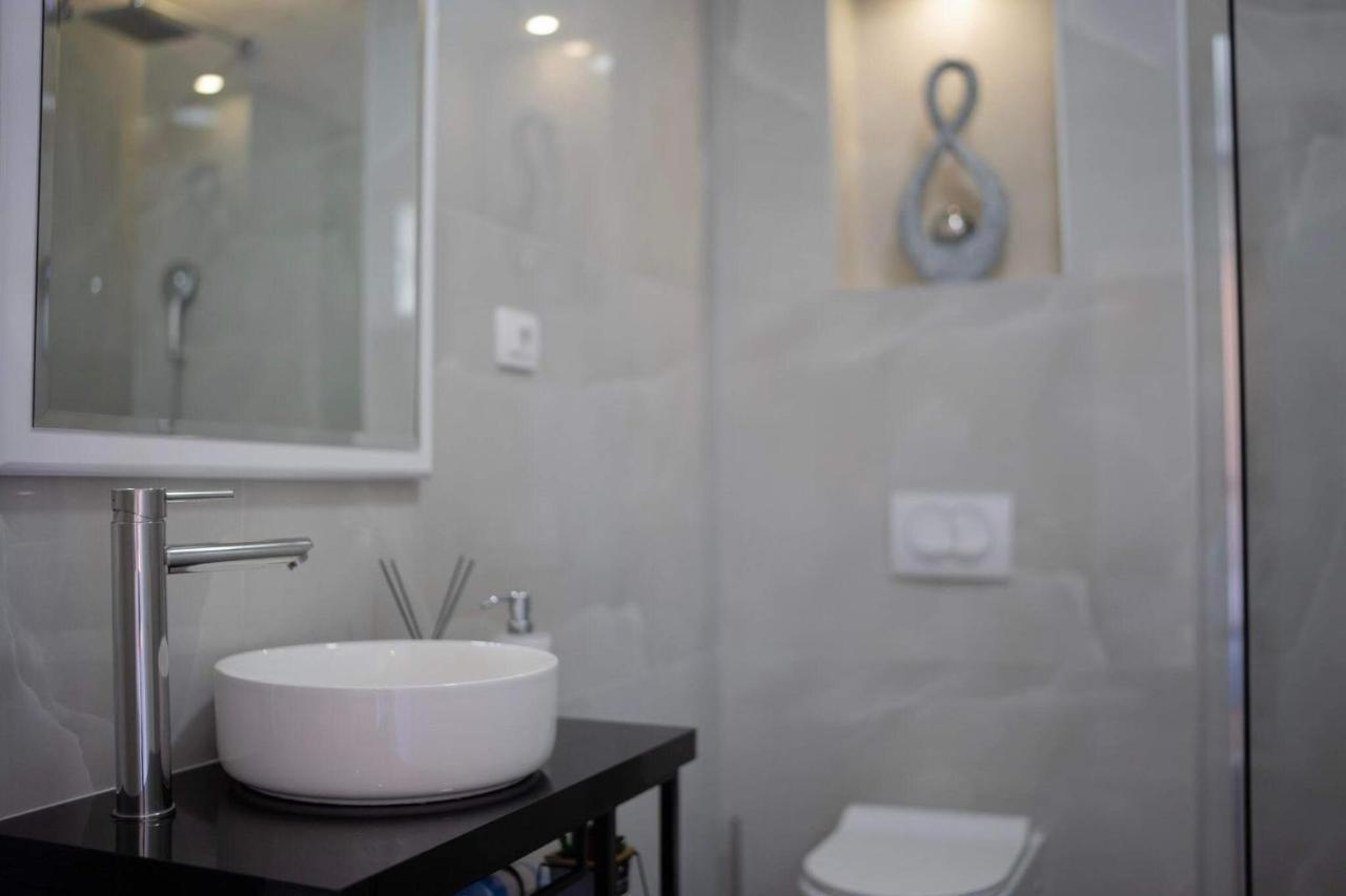 Apartment Romansa โมสตาร์ ภายนอก รูปภาพ